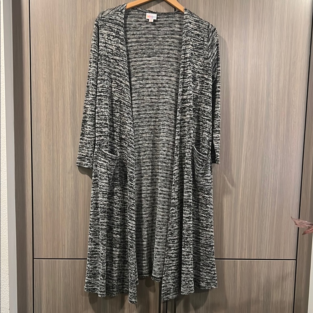 LuLaRoe Women's Black and Gray Striped Cardigan